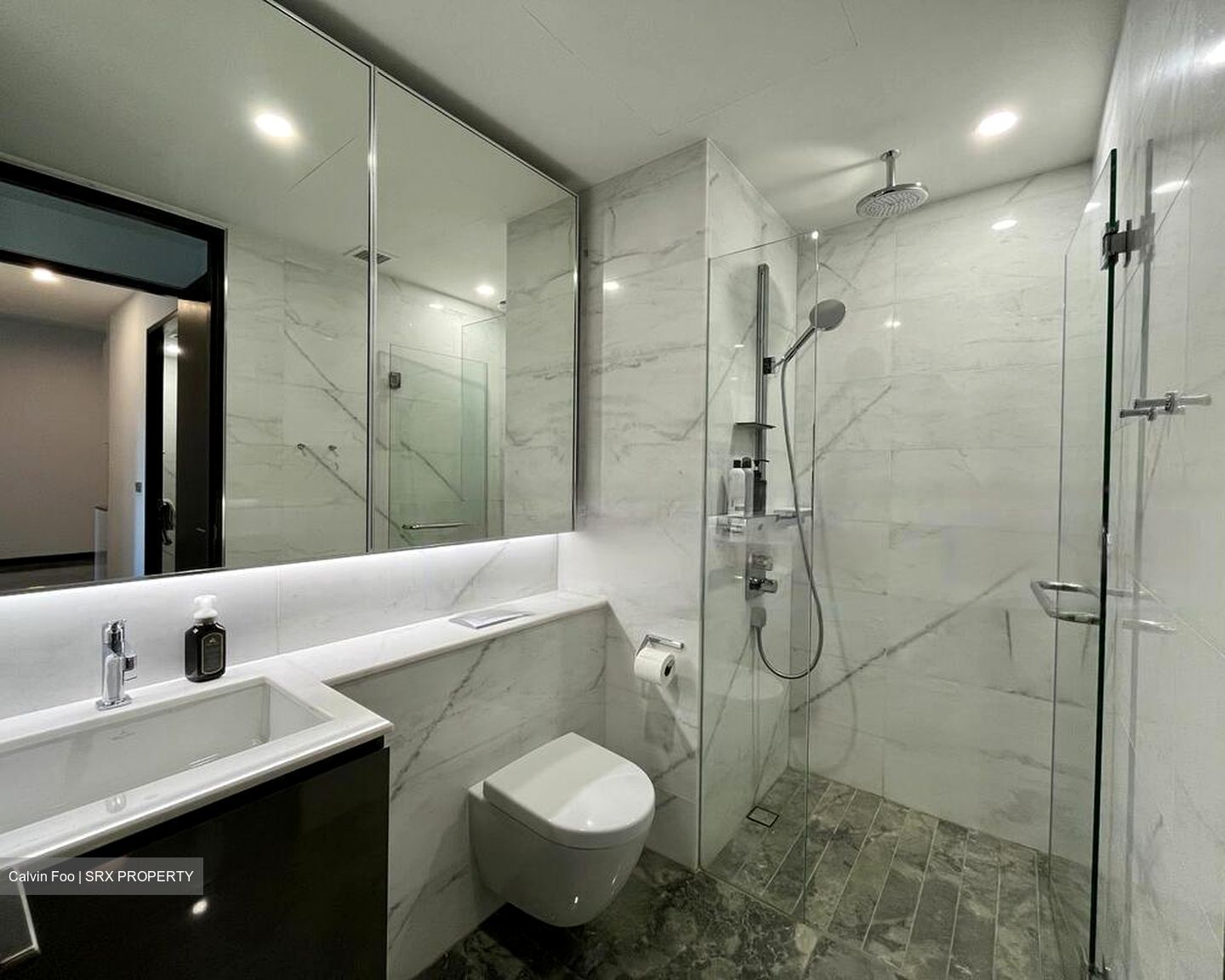 Beach Road (D7), Condominium #467663911